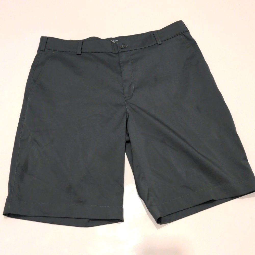 🏌️ Nike ⛳ Golf Tour Performance Dri-Fit Shorts Gray 34